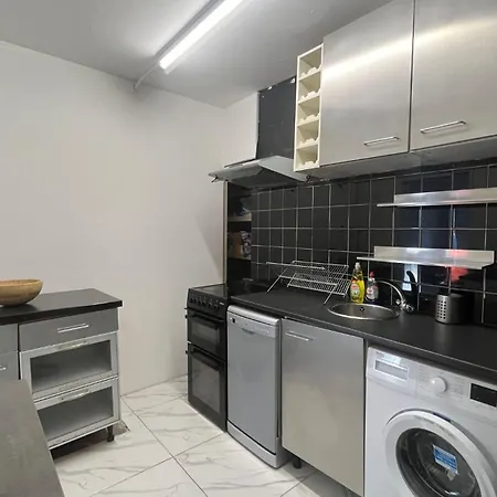 Nifty 2 Bedroom Flat In Goswell Rd London Exterior photo